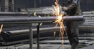 Цена на сварные работы в Осинники - расчет стоимости сварных работ цена от 1244 руб.